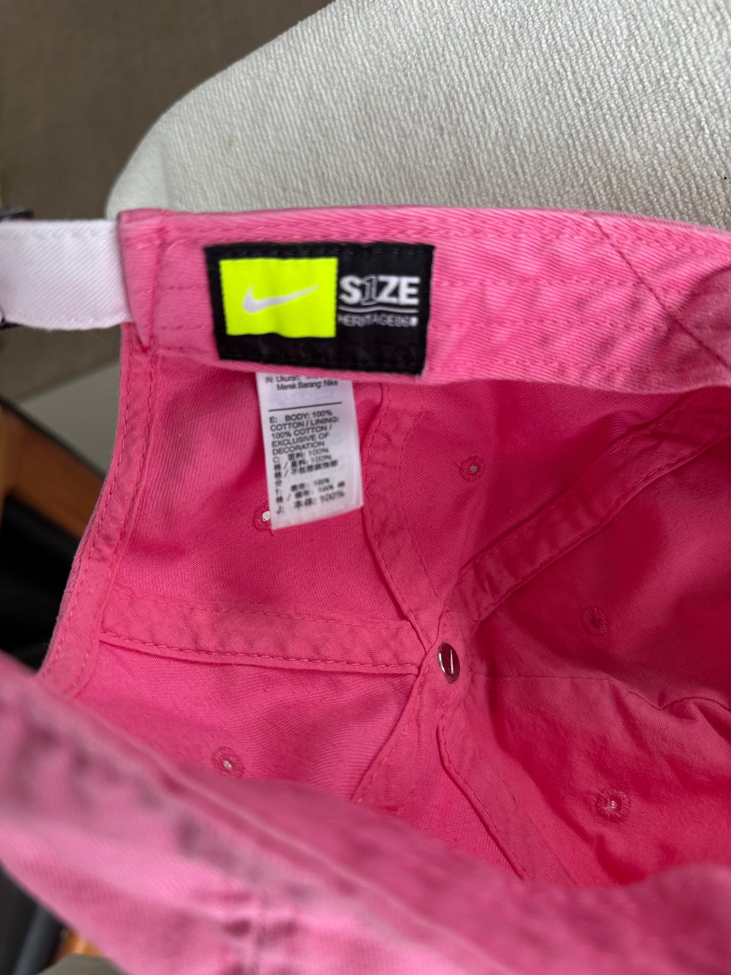 Pre-Loved Nike Heritage86 Futura Cap – Ocean Rescued in Washed Pink