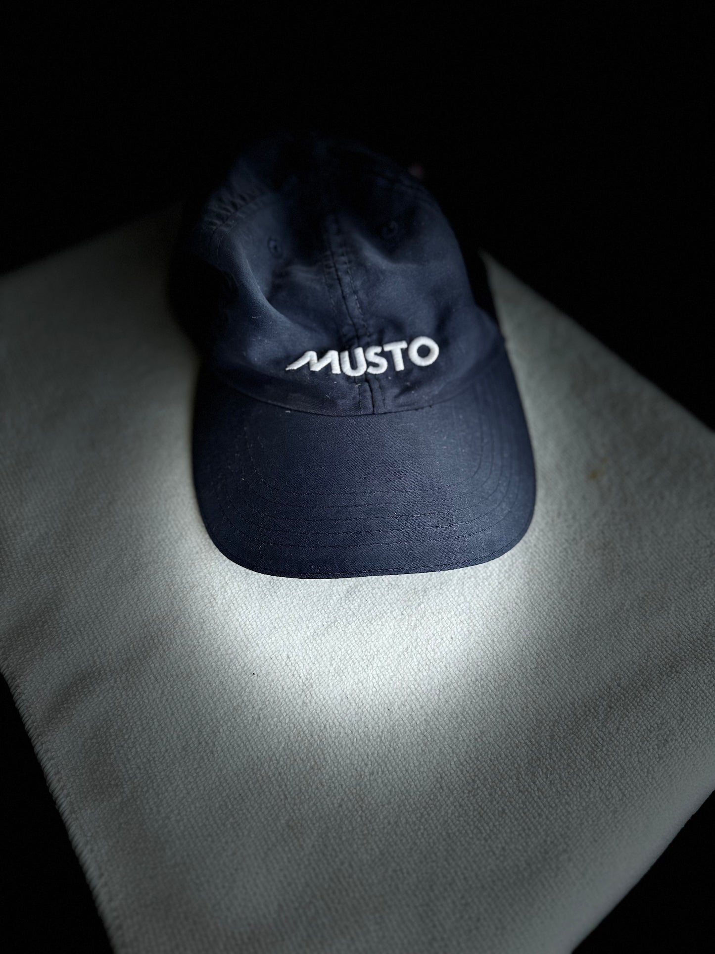 Pre-Loved Musto Essential Fast Dry Crew Cap – Ocean Rescued